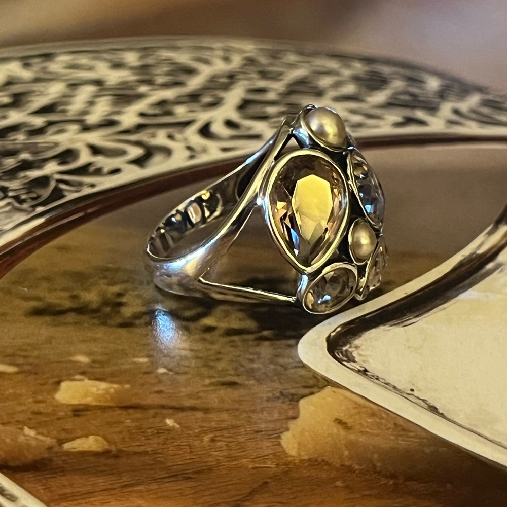 Silpada Sweet Embrace Ring - Picture 7 of 11